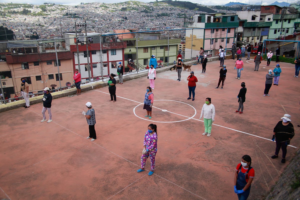 Seis fotoperiodistas de diferentes países nos cuenta por qué han salido a las calles a cubrir la pandemia del COVID-19 fotoperiodismo Juan Diego Montenegro