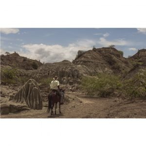 "Arraigos: El personaje rural" una serie de Daniela Gómez