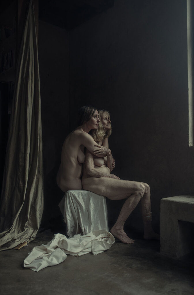 Angelika Kollin portrays the deep connection of human relationships