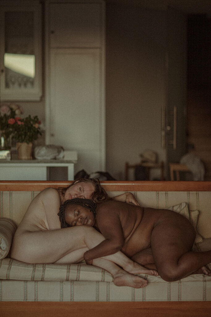 Angelika Kollin portrays the deep connection of human relationships